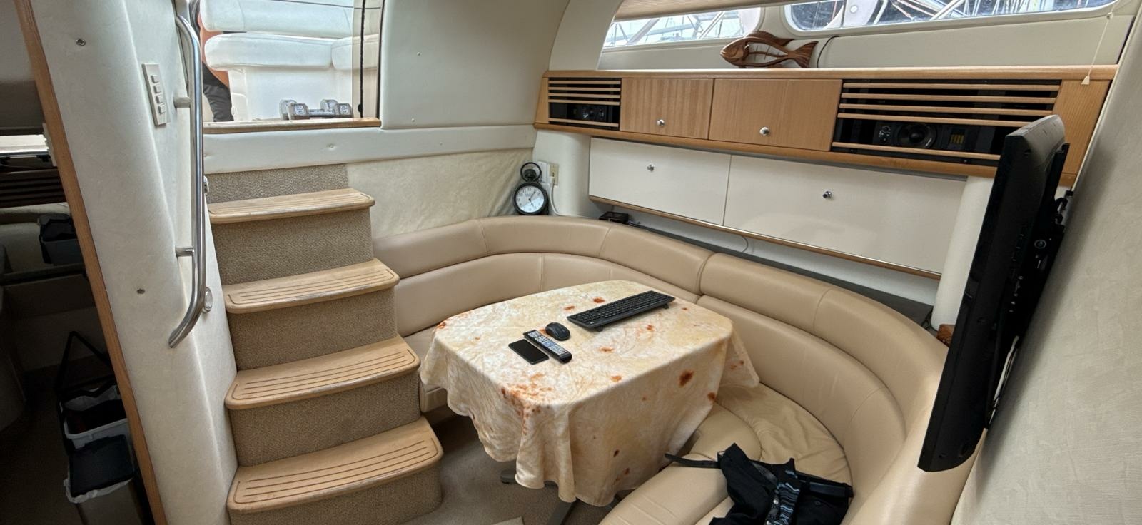 1998 Bayliner  4085 Avanti
