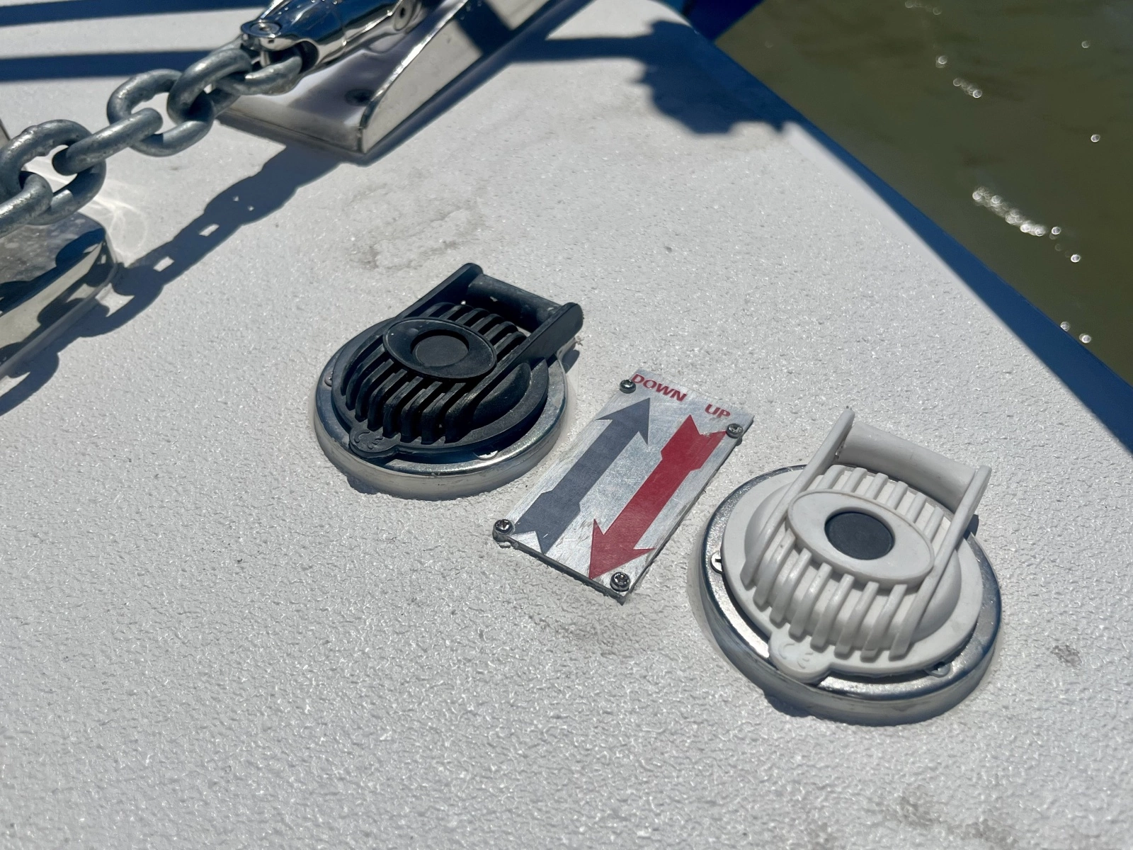 2025 Commander 27 Sportfisher