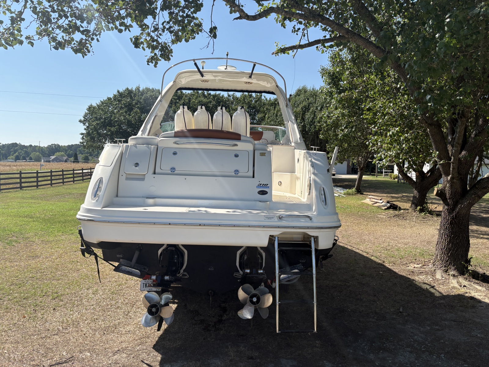 2010 Sea Ray 310 Sundancer