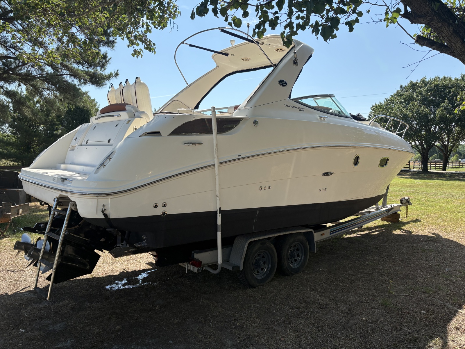 2010 Sea Ray 310 Sundancer