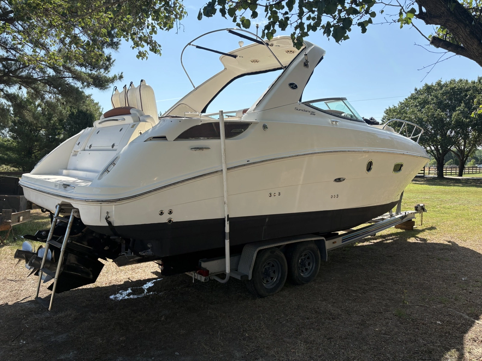 2010 Sea Ray 310 Sundancer