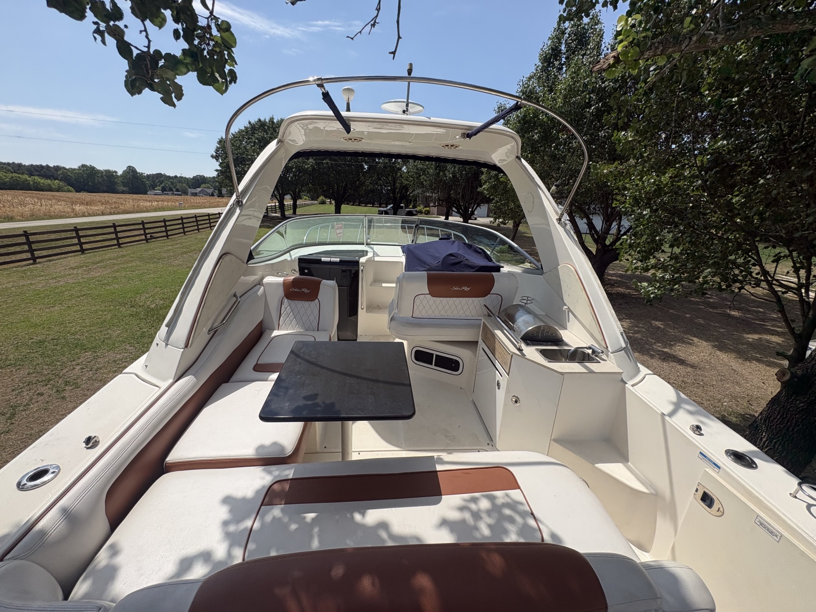 2010 Sea Ray 310 Sundancer