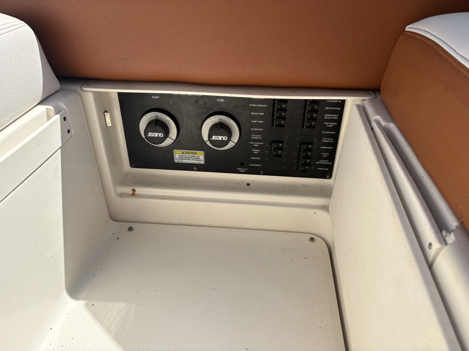 2010 Sea Ray 310 Sundancer
