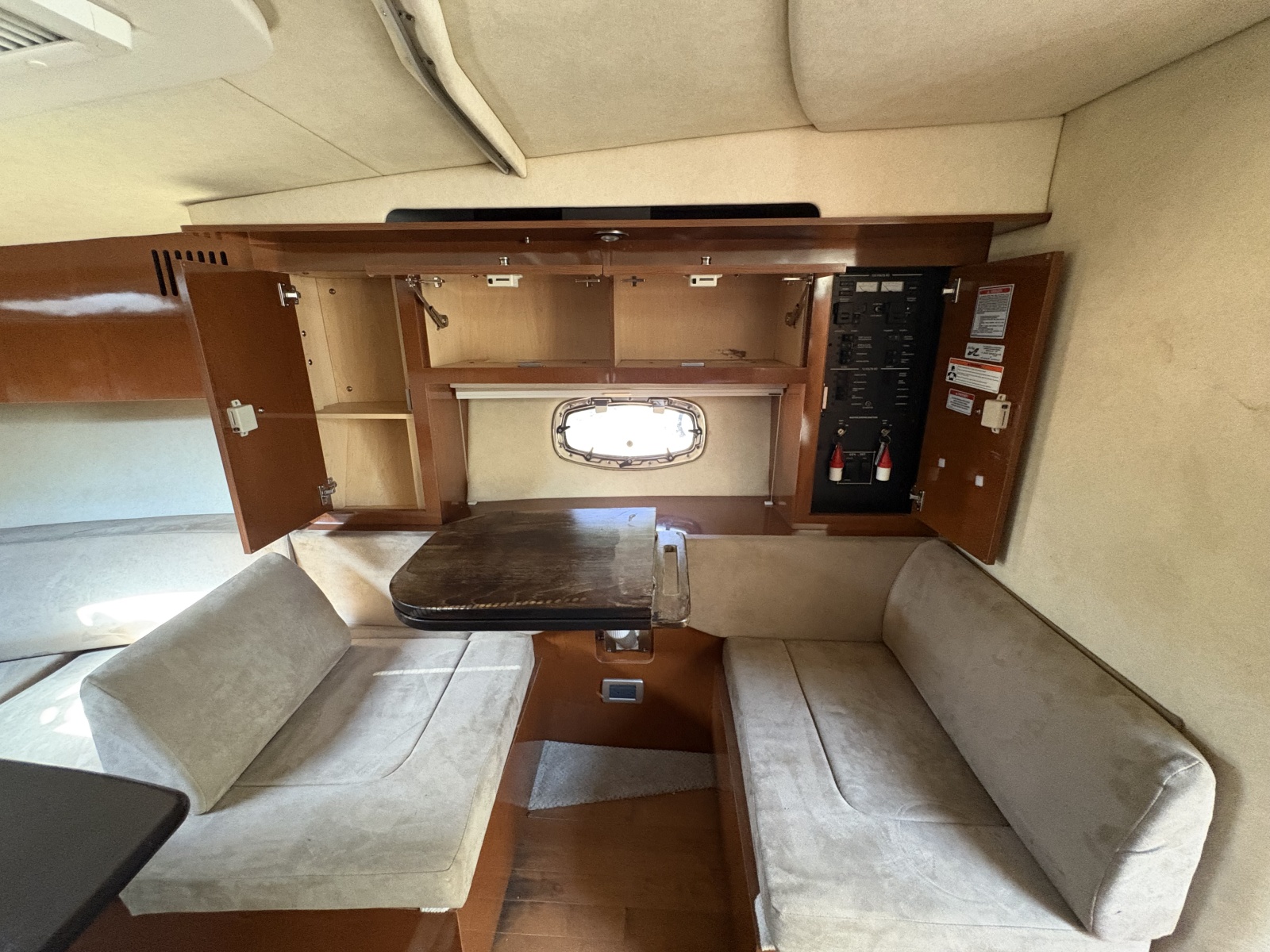 2010 Sea Ray 310 Sundancer