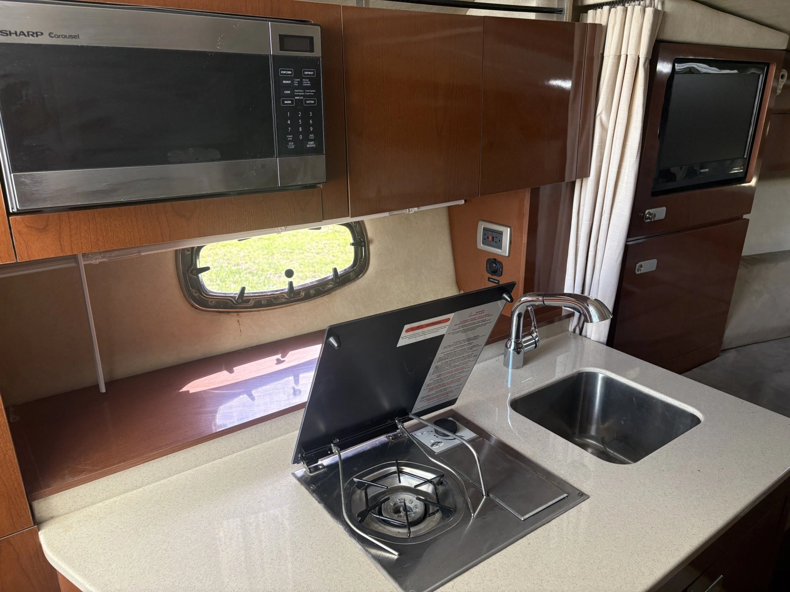 2010 Sea Ray 310 Sundancer