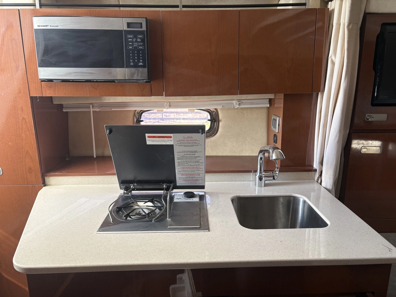 2010 Sea Ray 310 Sundancer