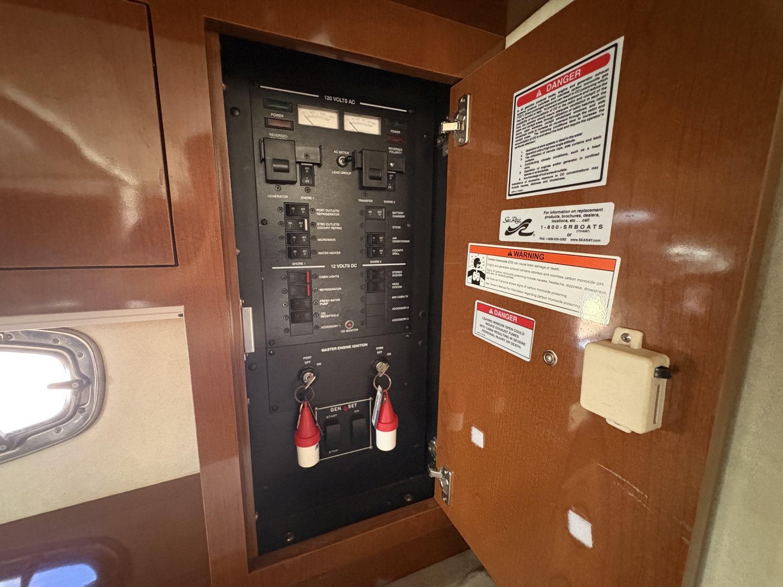 2010 Sea Ray 310 Sundancer