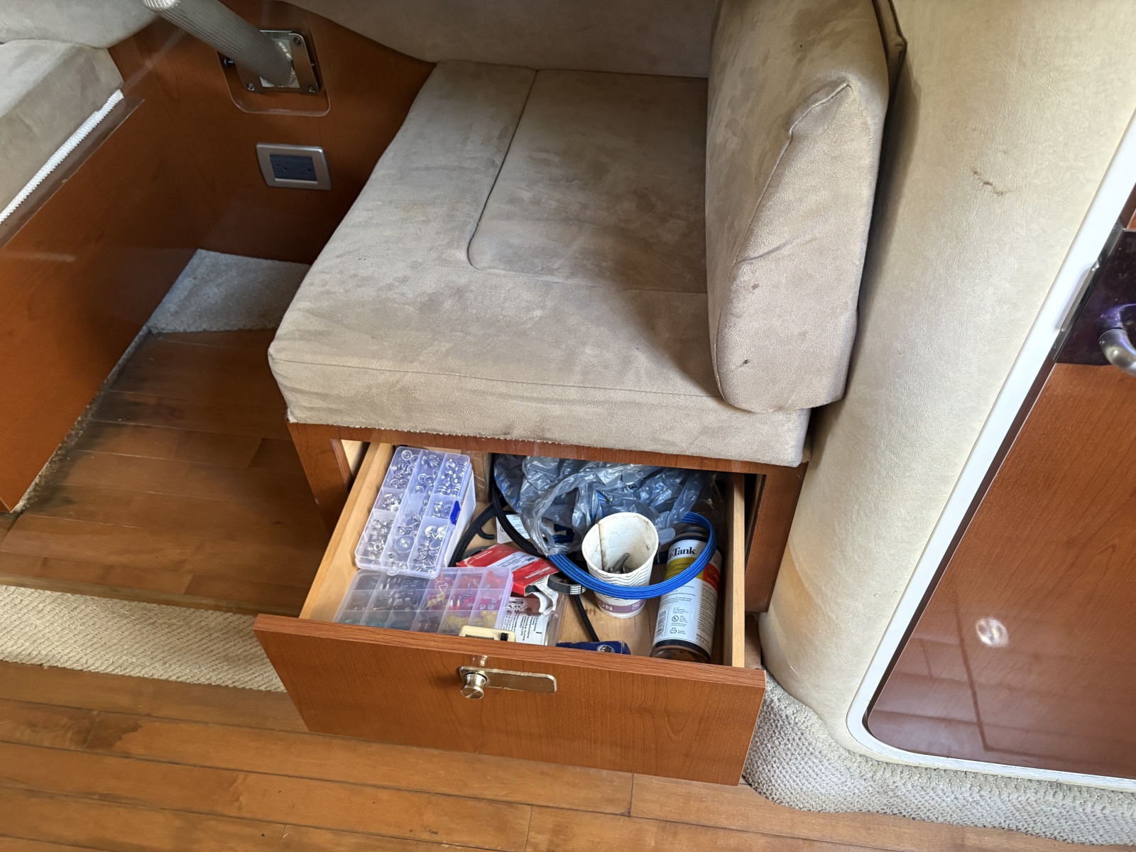 2010 Sea Ray 310 Sundancer
