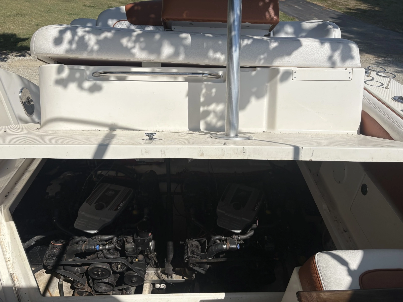 2010 Sea Ray 310 Sundancer