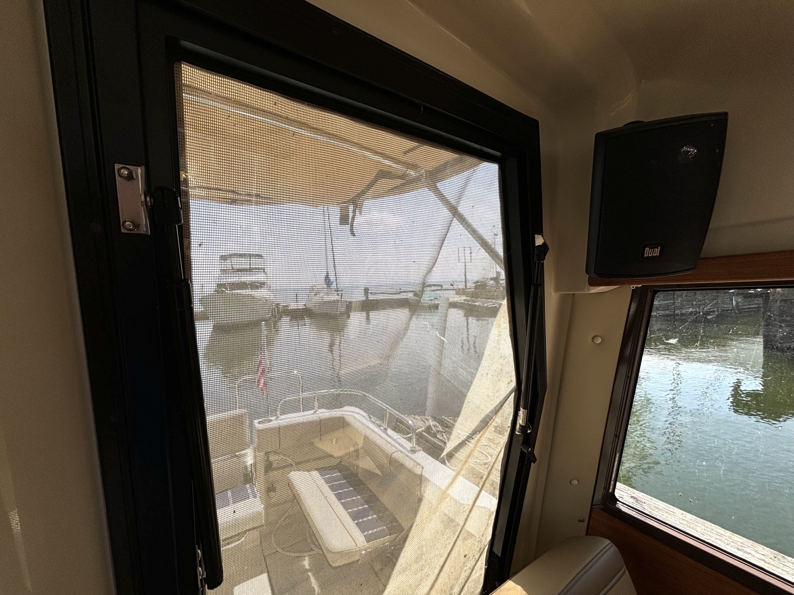 2021 Ranger Tugs R-25