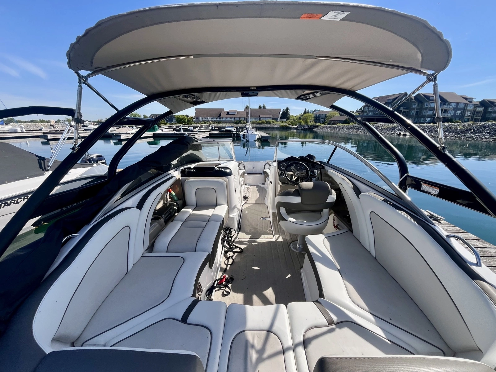 2013 Yamaha Boats 242 Limited S 24