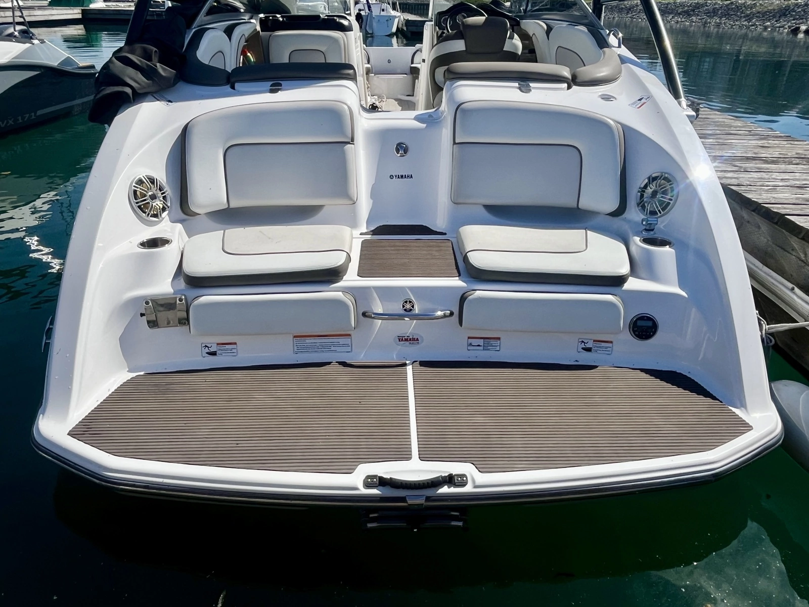 2013 Yamaha Boats 242 Limited S 24