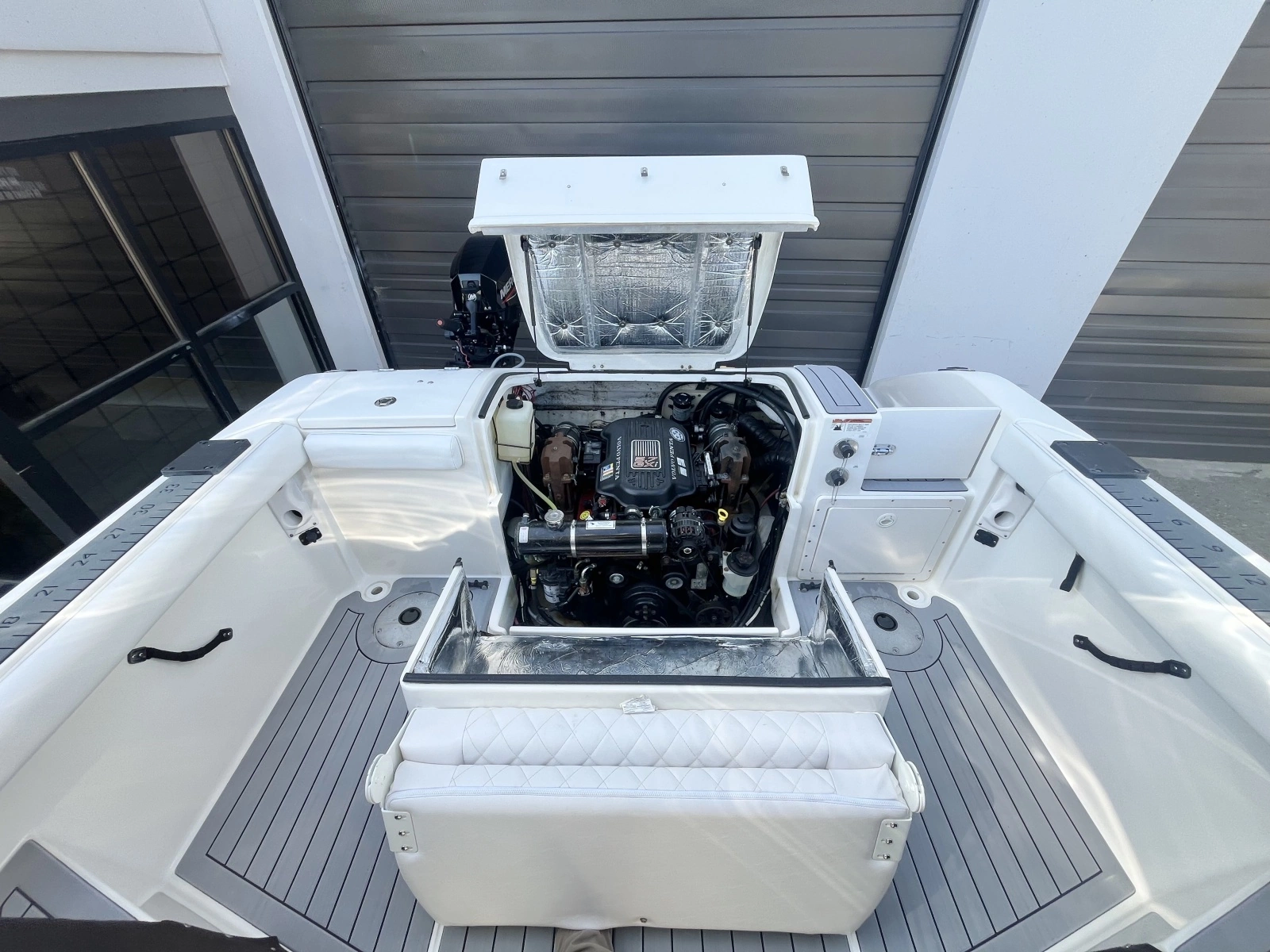 2008 Sea Swirl Striper 2101 WA
