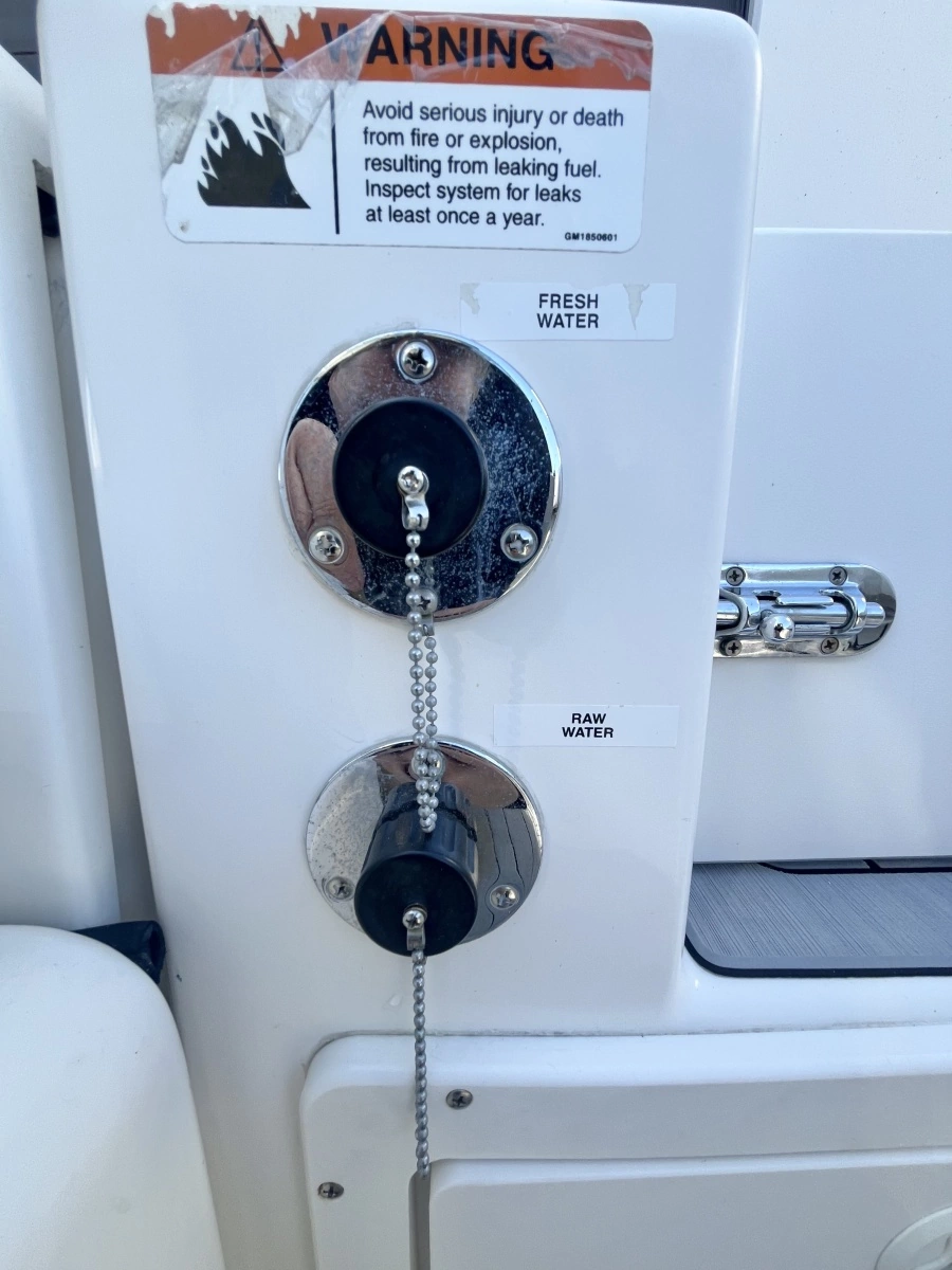 2008 Sea Swirl Striper 2101 WA