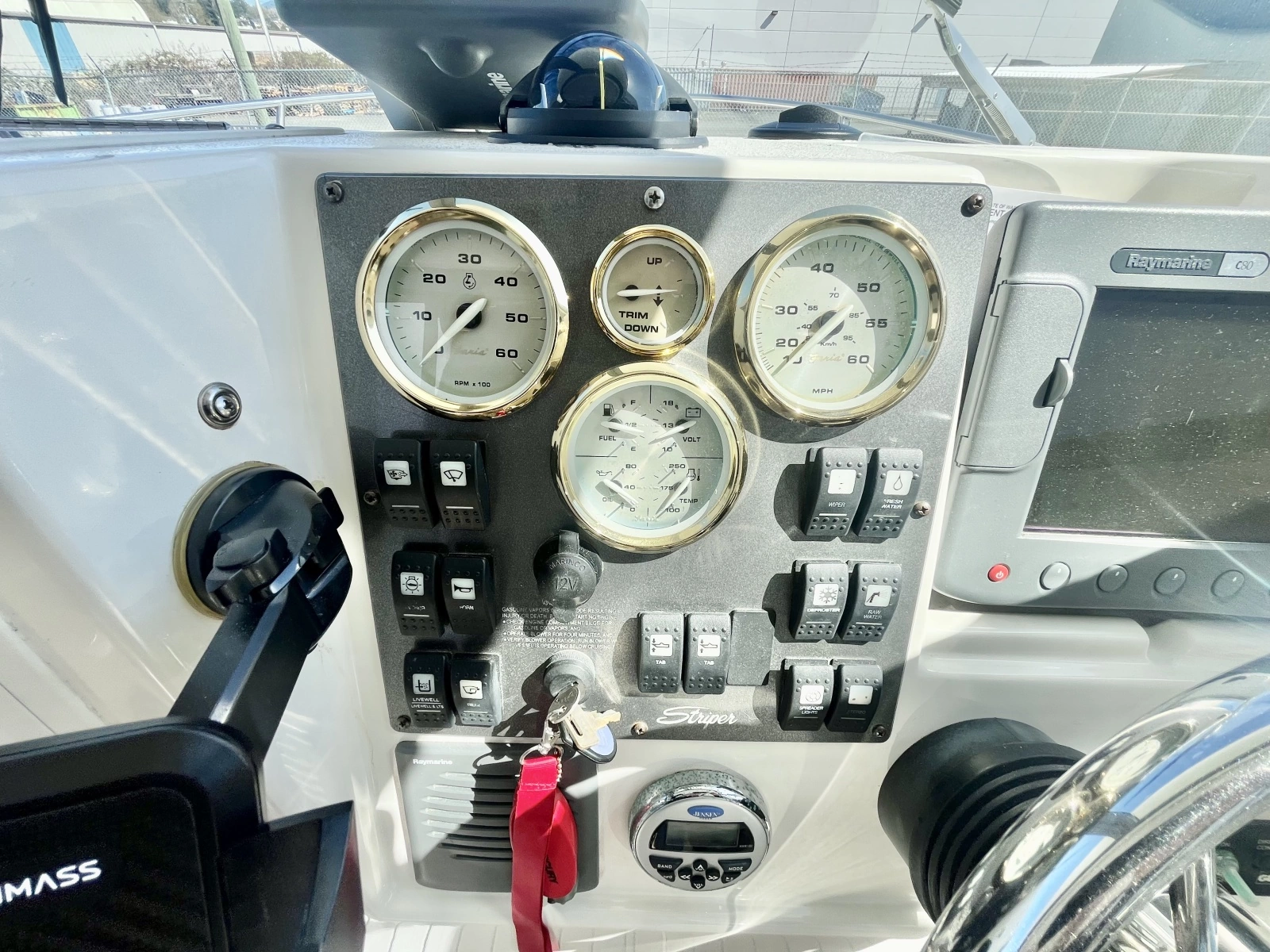 2008 Sea Swirl Striper 2101 WA