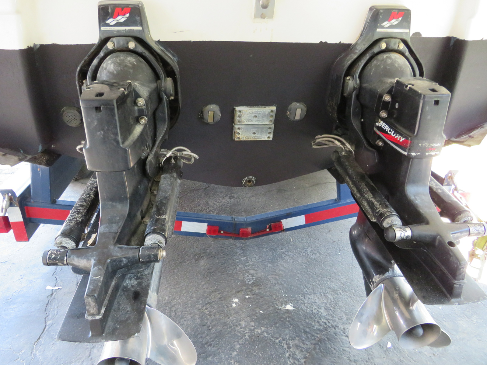 2001 Chaparral 300 Signature