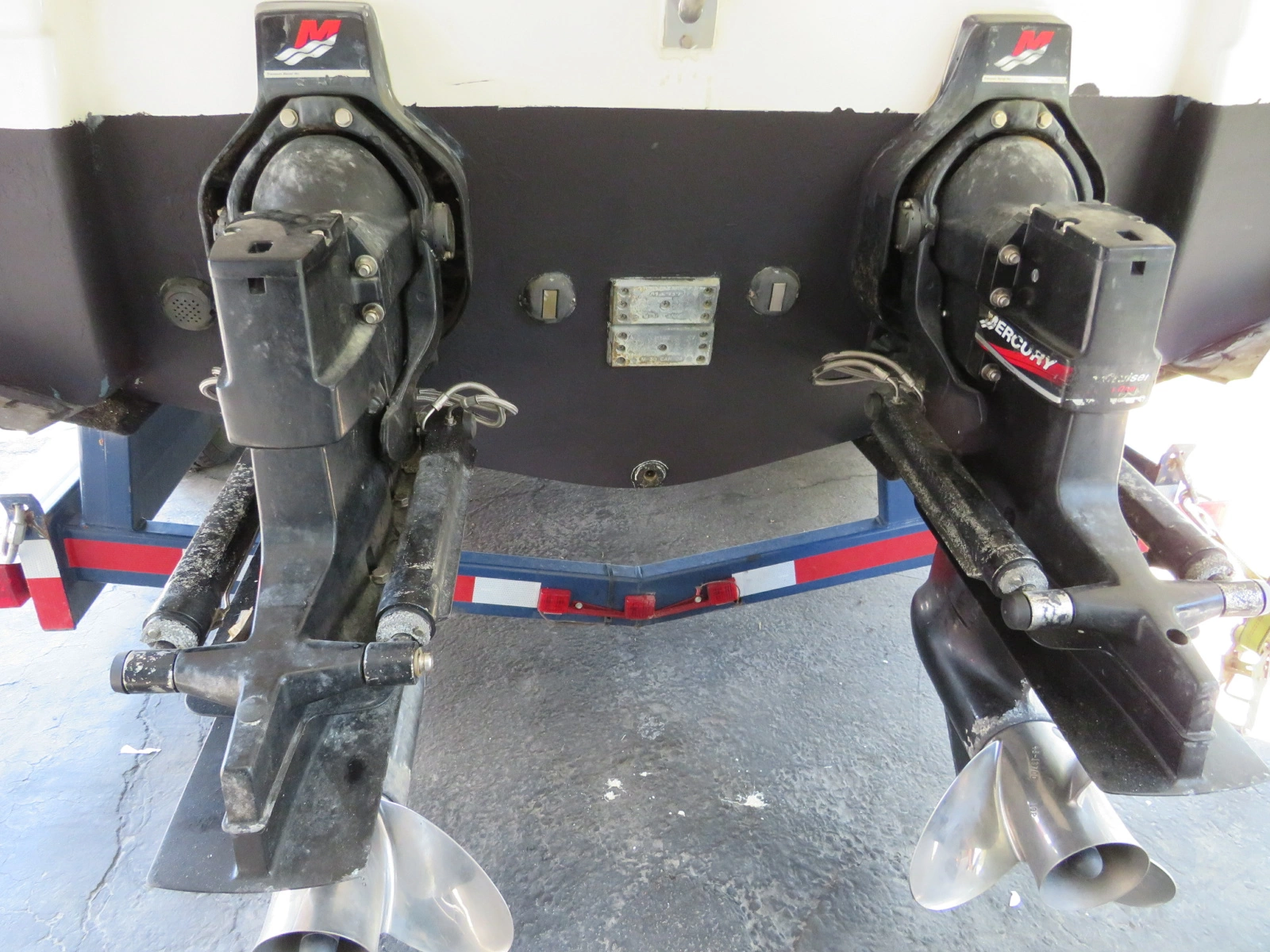 2001 Chaparral 300 Signature