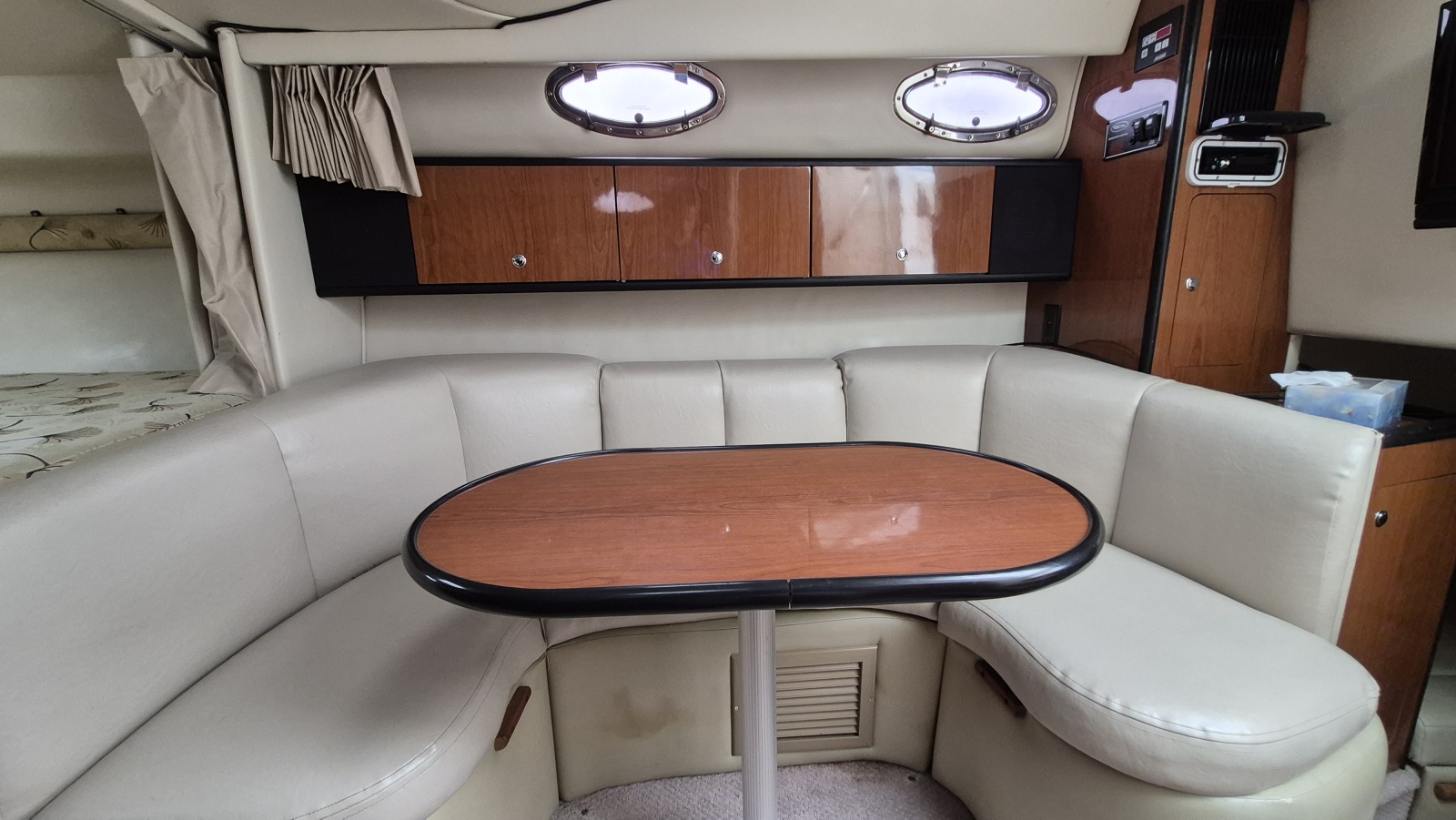 2001 Chaparral 300 Signature