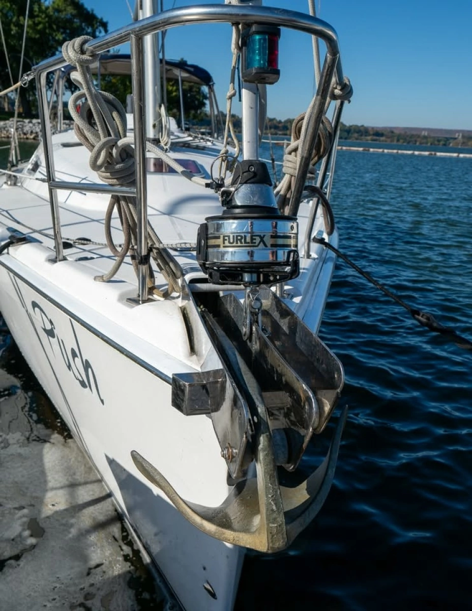 2006 Hunter 38