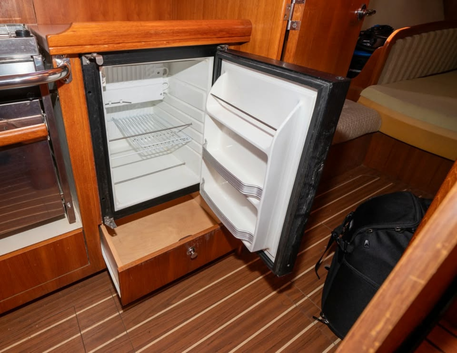 2006 Hunter 38