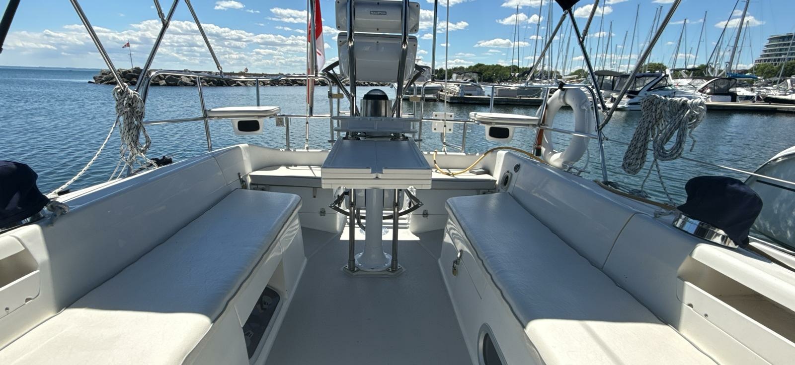 2005 Catalina MK II 34
