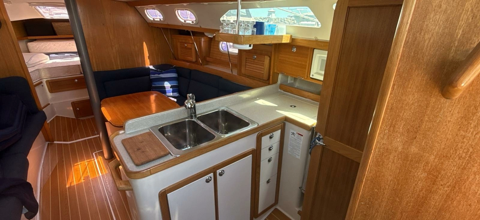 2005 Catalina MK II 34