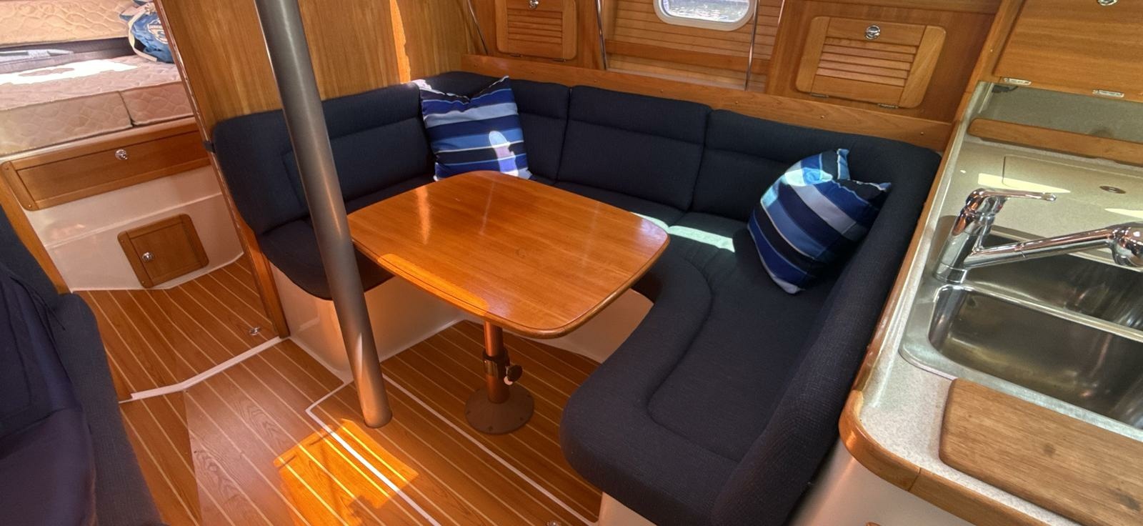 2005 Catalina MK II 34