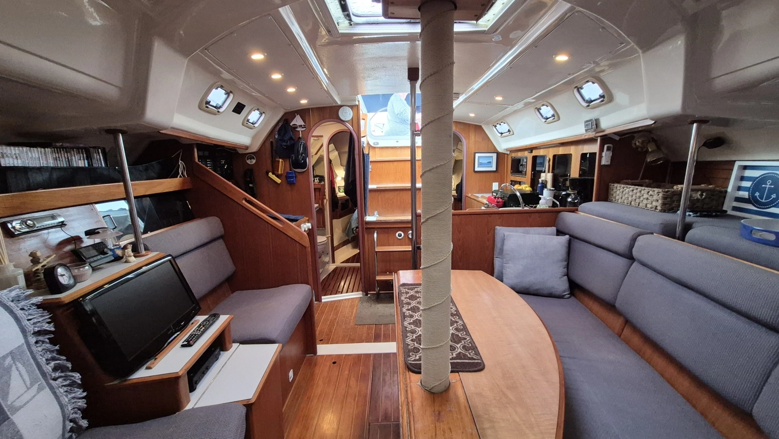 1988 Hunter Legend 37 37