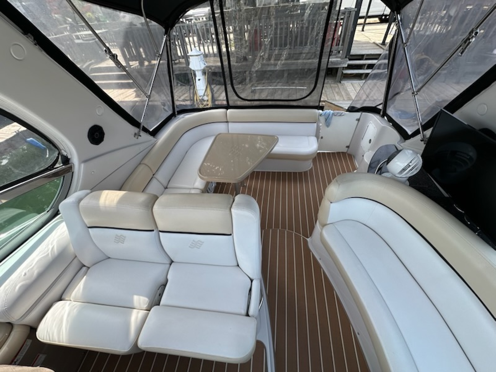 2008 Four Winns 358 Vista