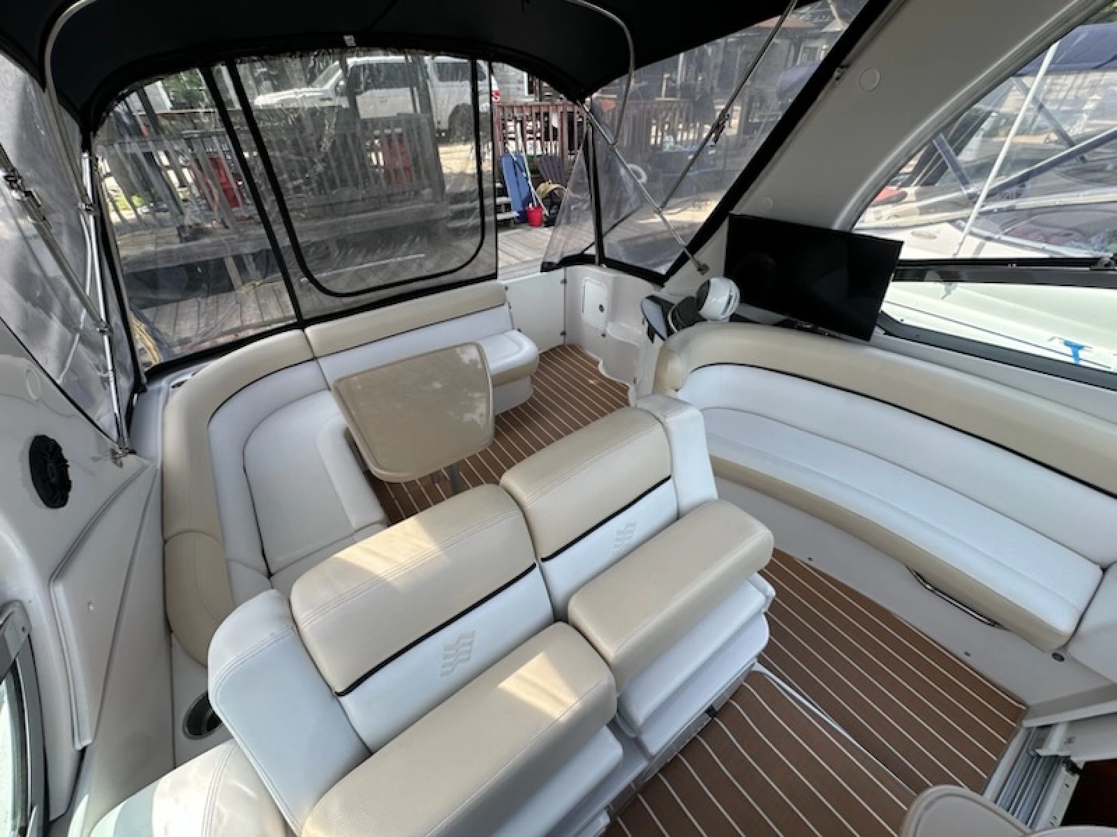 2008 Four Winns 358 Vista