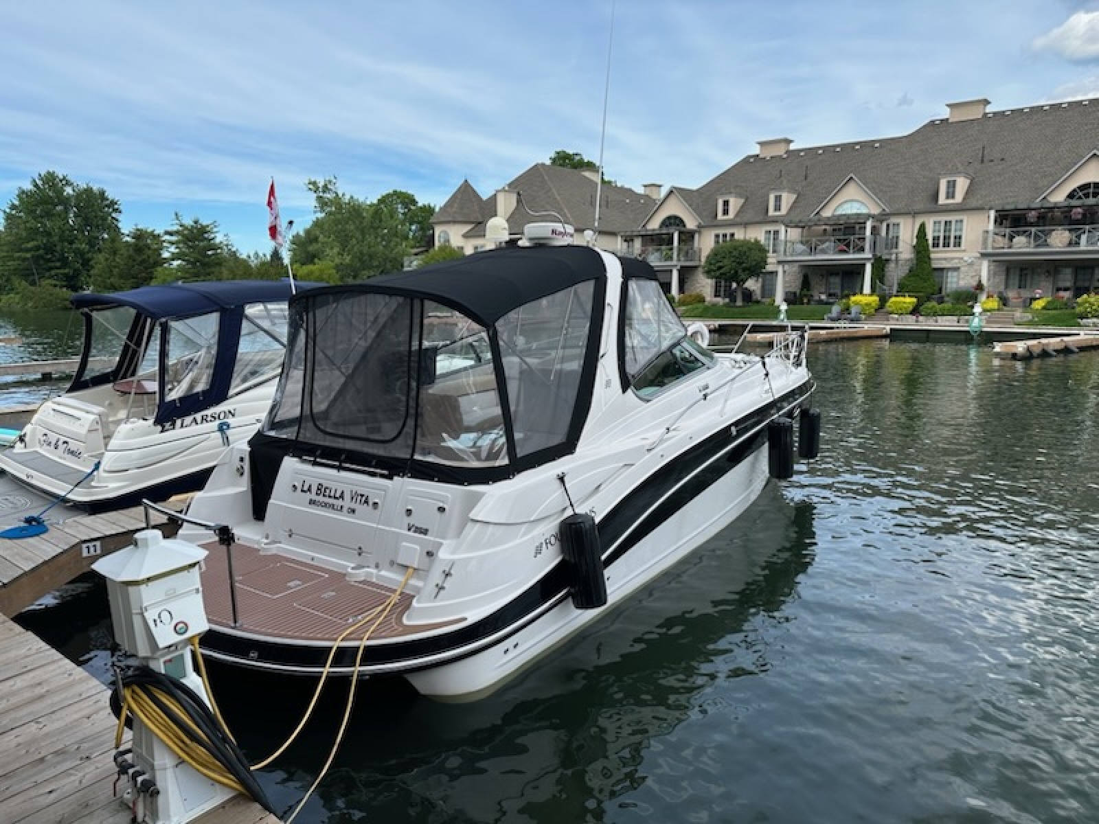2008 Four Winns 358 Vista