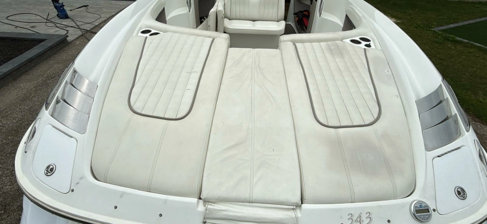 2005 Cobalt 343 34