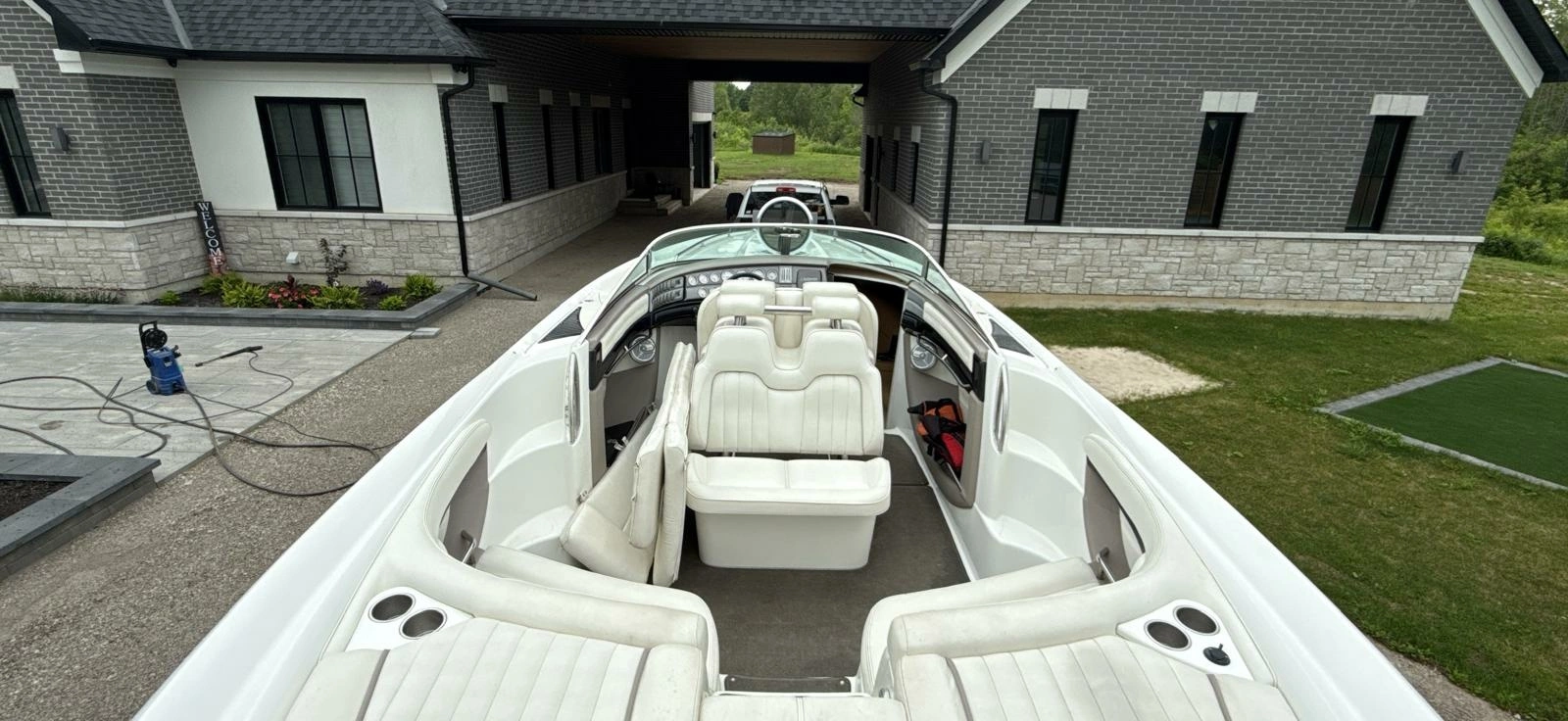 2005 Cobalt 343 34