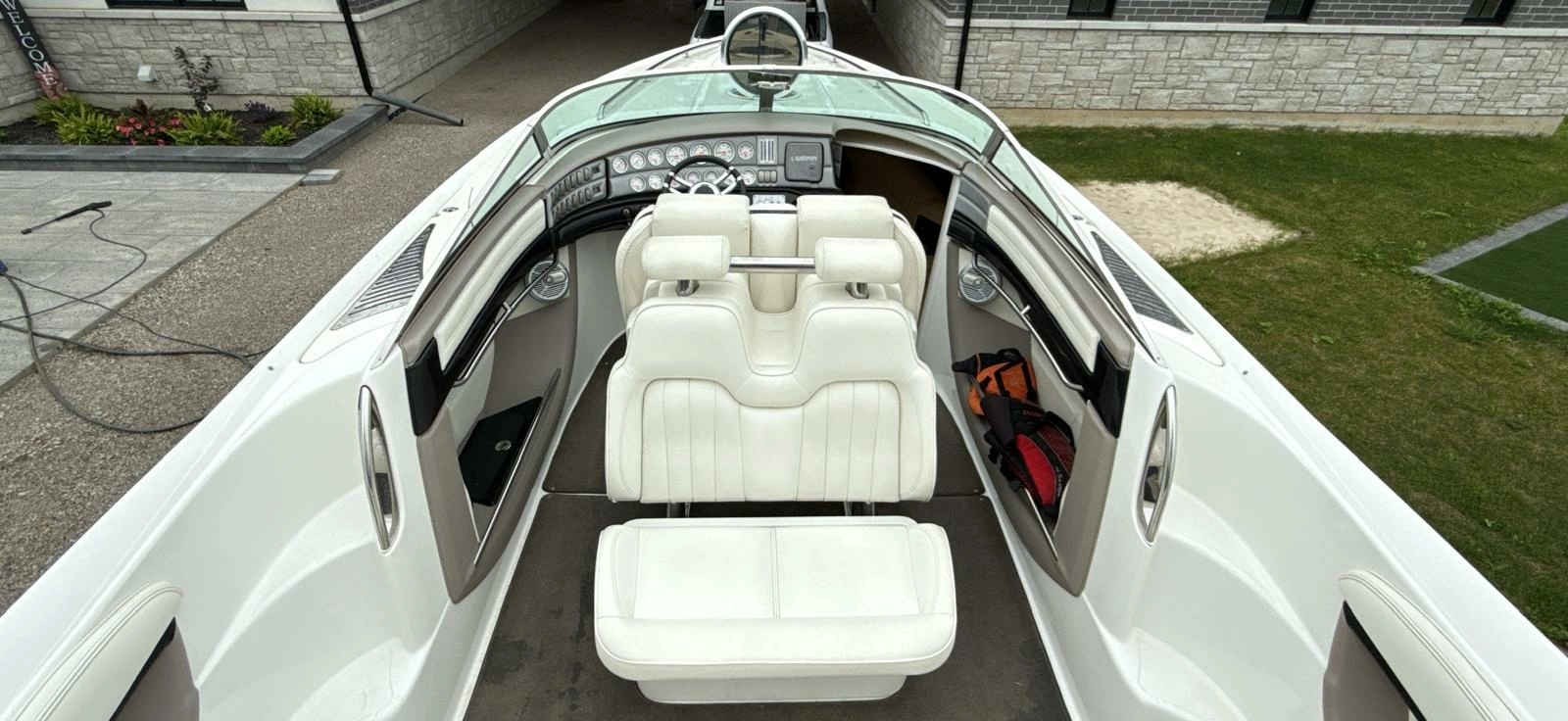 2005 Cobalt 343 34