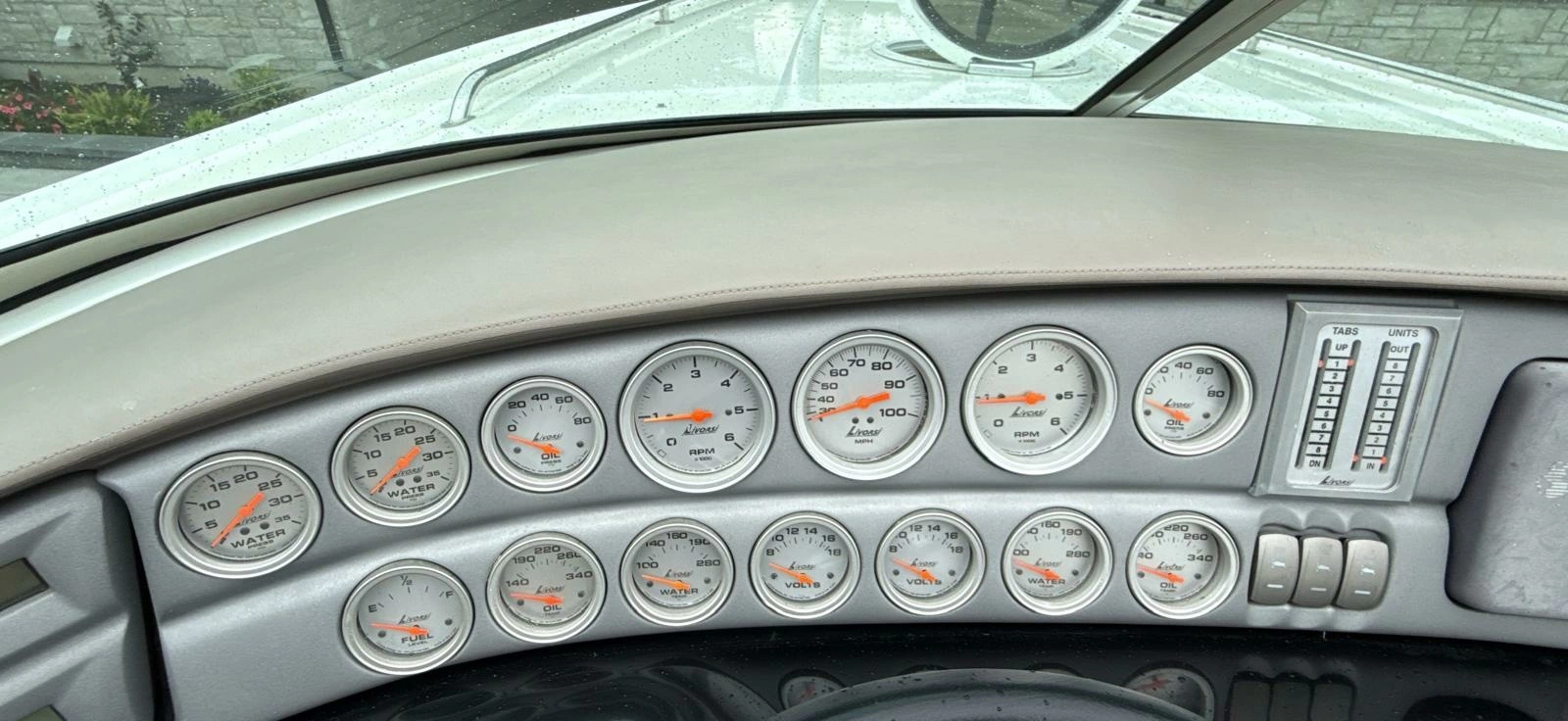 2005 Cobalt 343 34