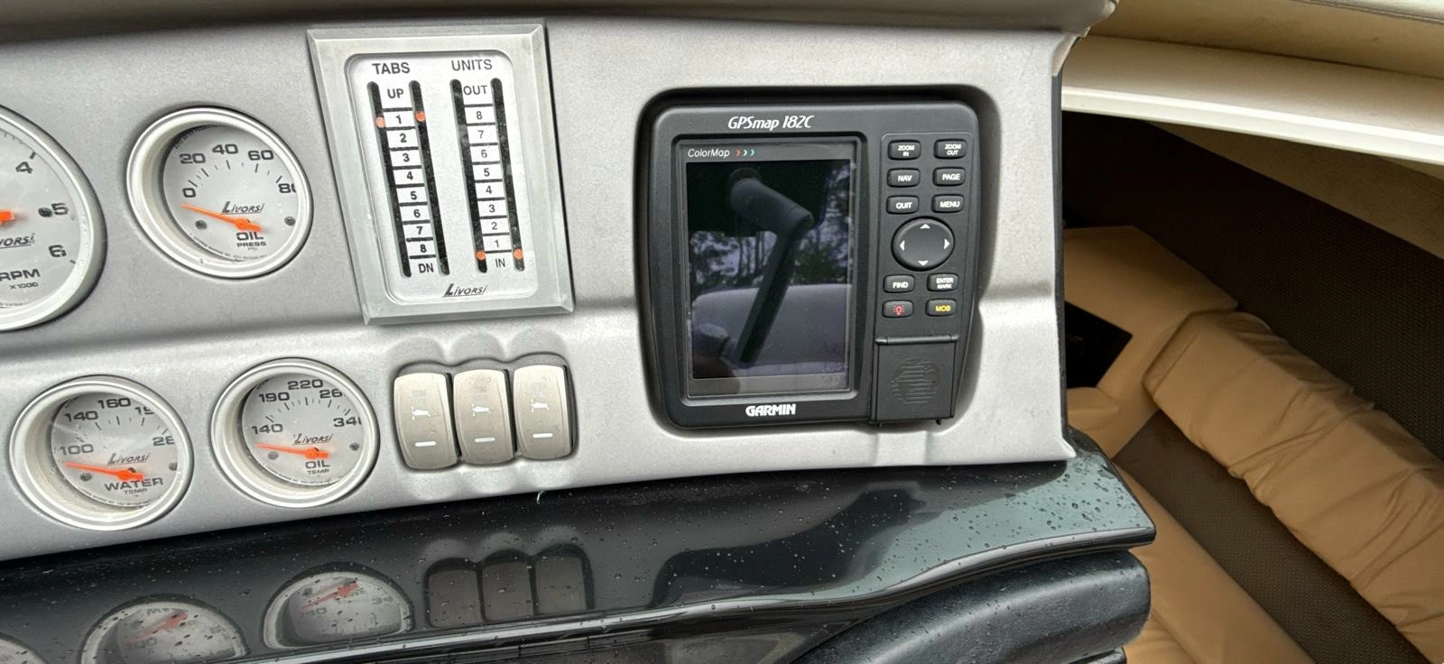 2005 Cobalt 343 34