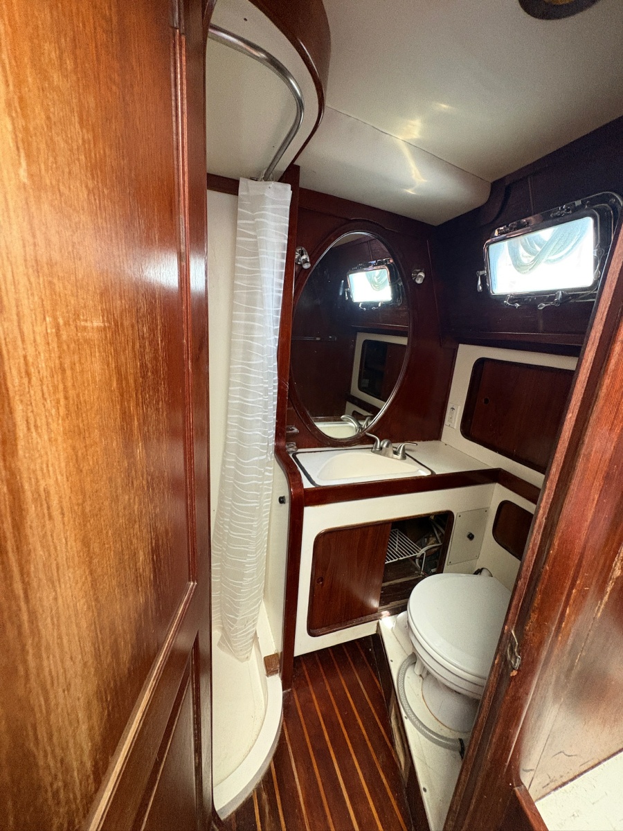 1980 Gulfstar 50 CC Ketch