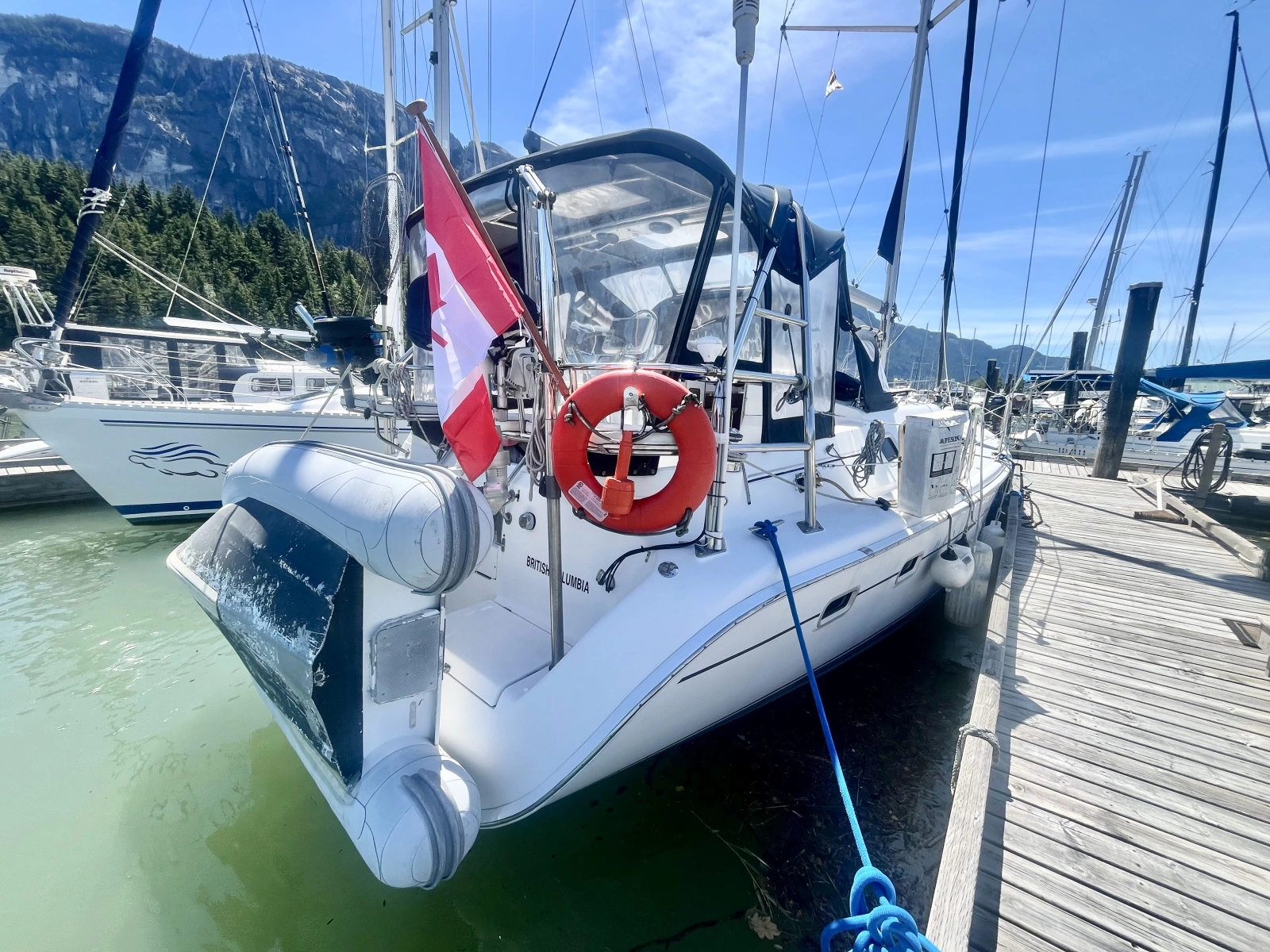 2005 Hunter  41 Aft Cabin