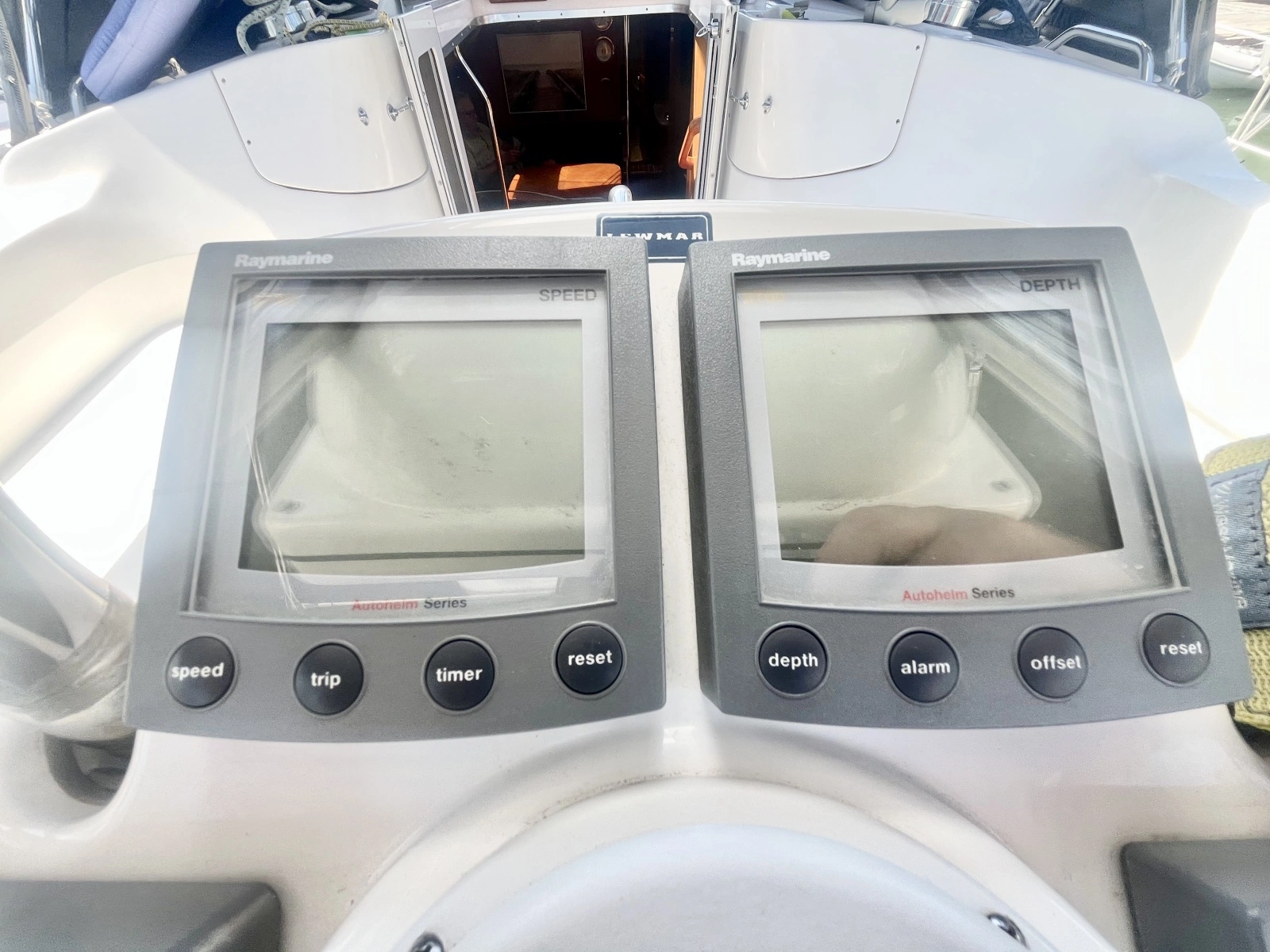 2005 Hunter  41 Aft Cabin