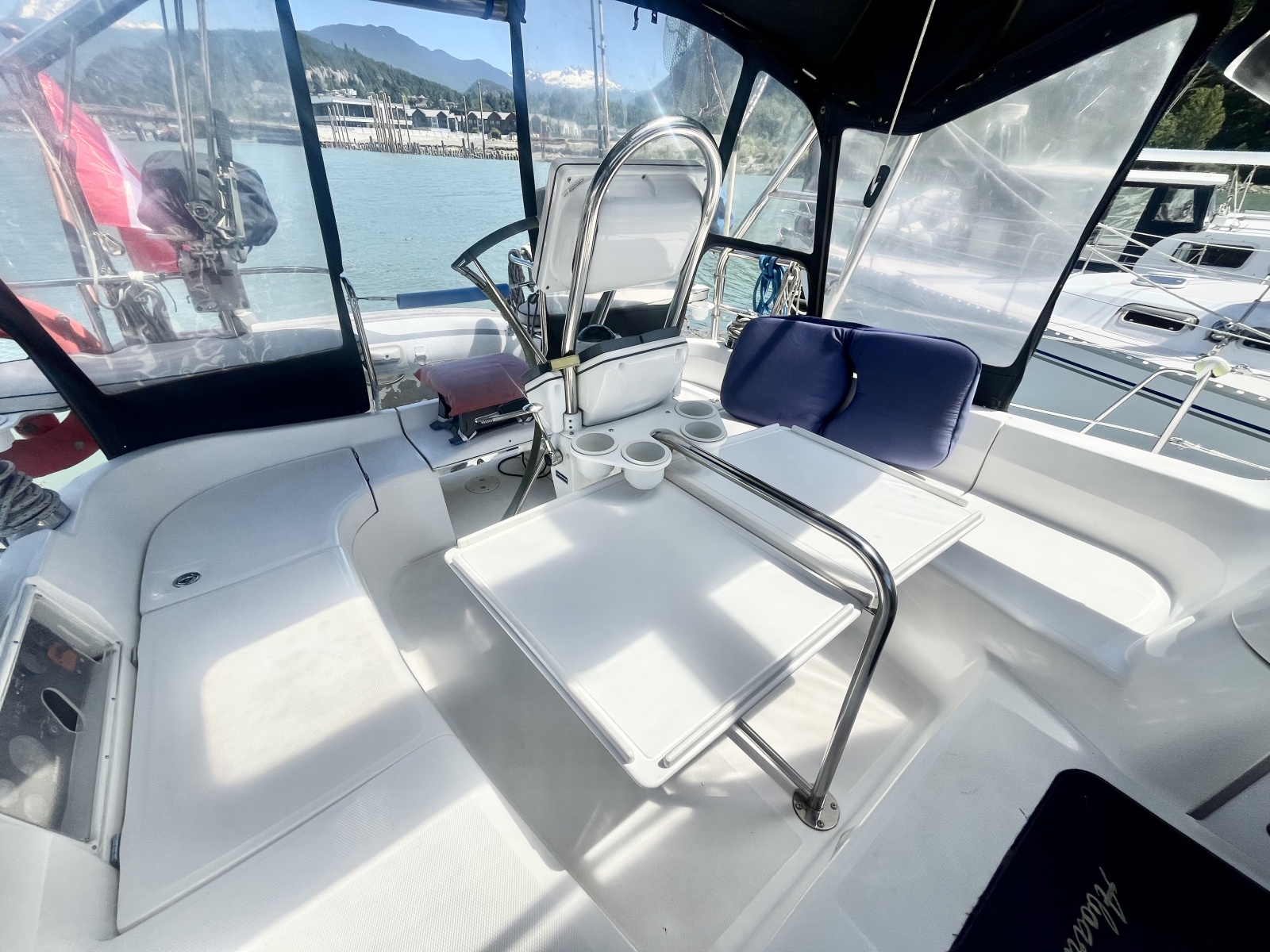 2005 Hunter  41 Aft Cabin