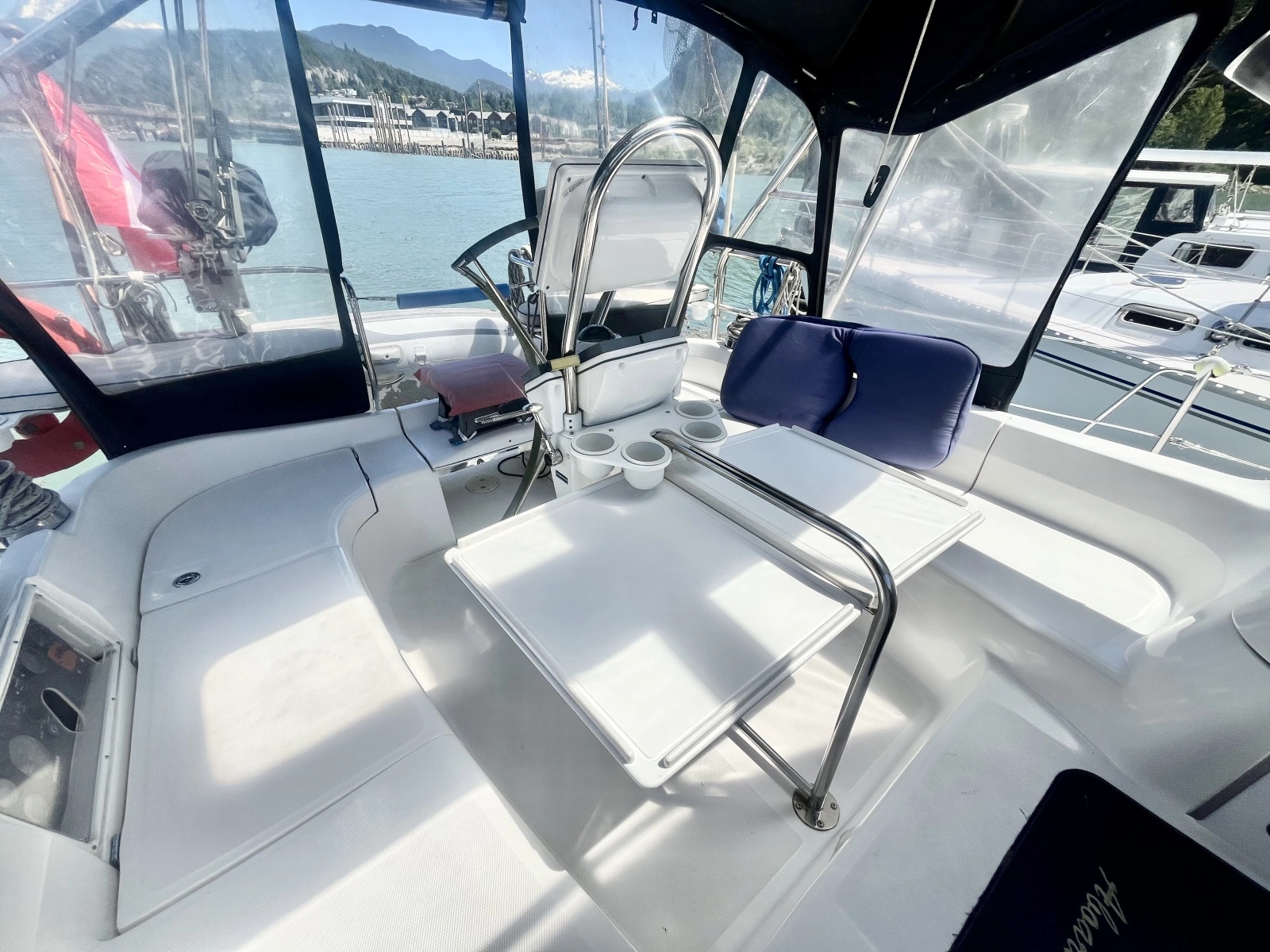 2005 Hunter  41 Aft Cabin