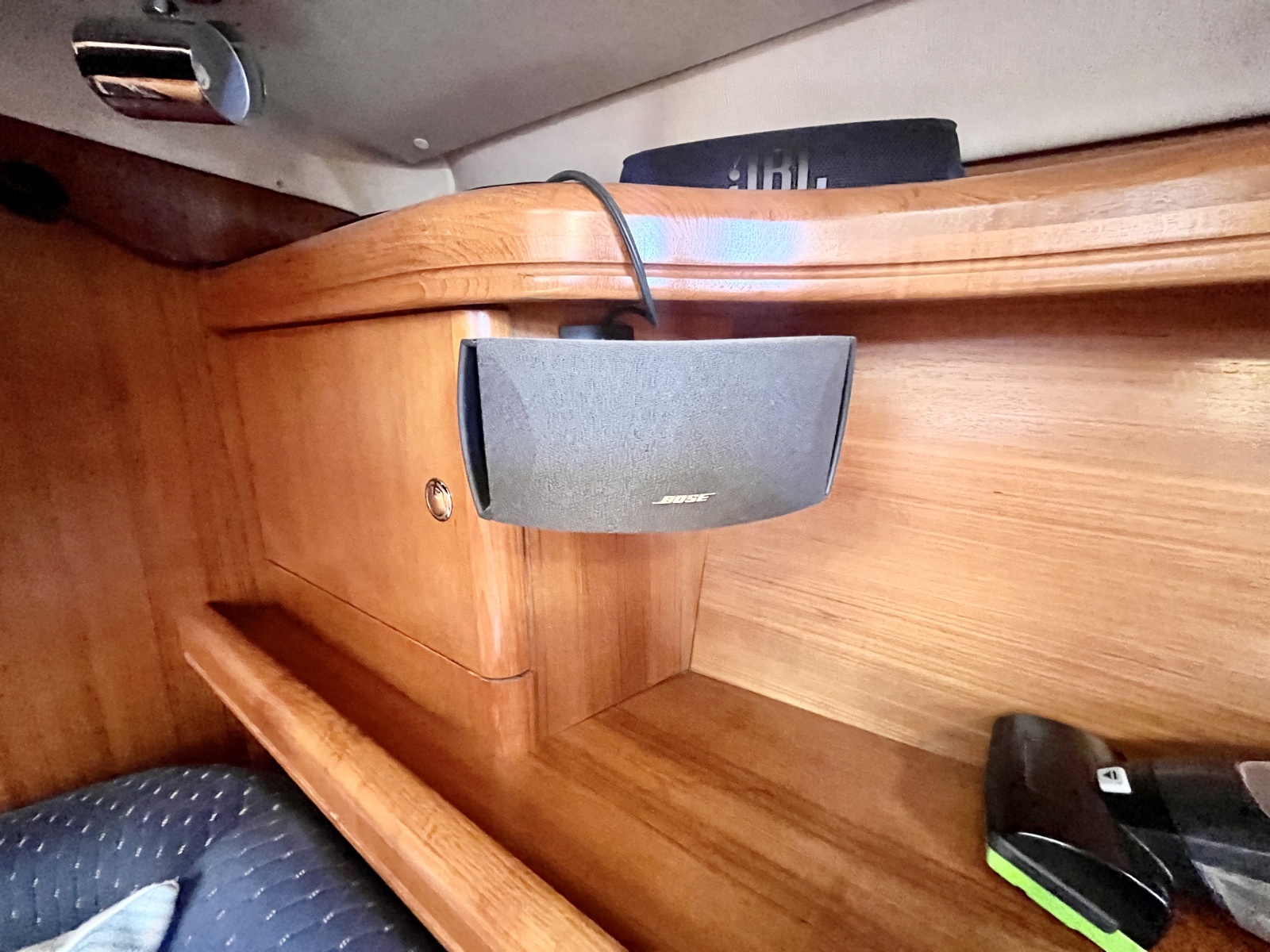 2005 Hunter  41 Aft Cabin