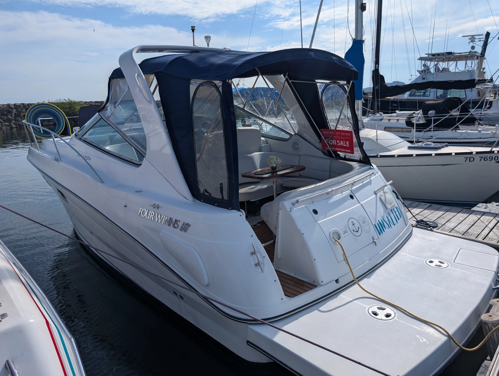 2000 Four Winns 298 Vista 29