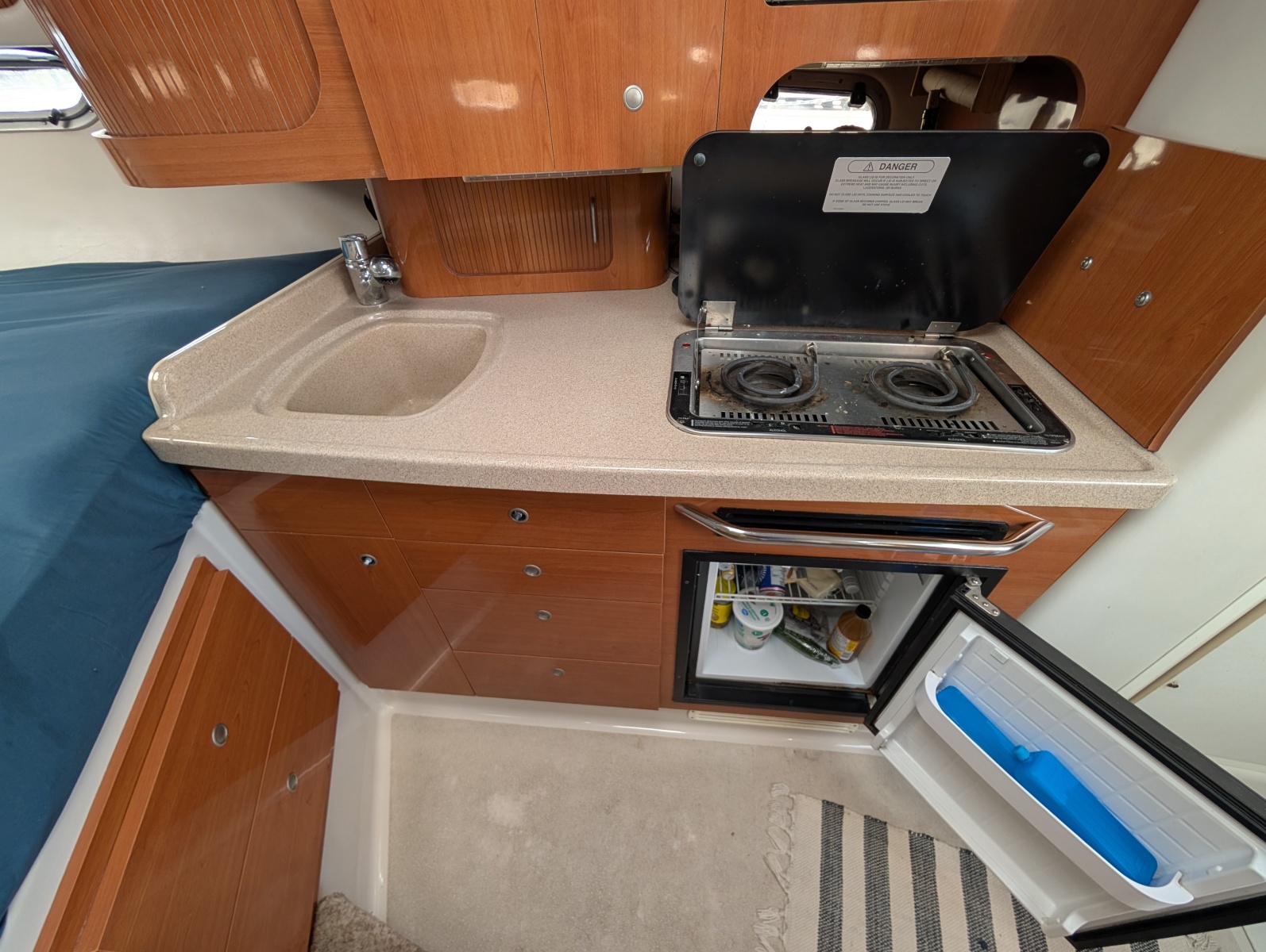 2000 Four Winns 298 Vista 29