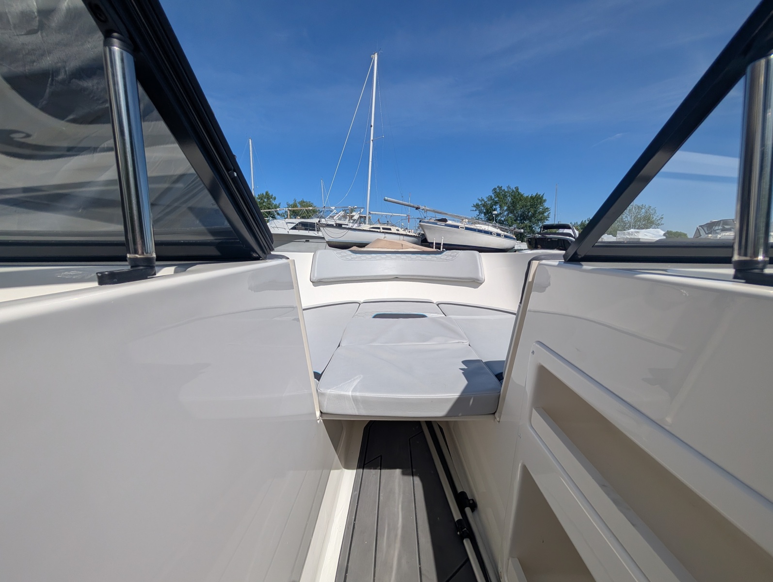 2023 Bayliner Element M17