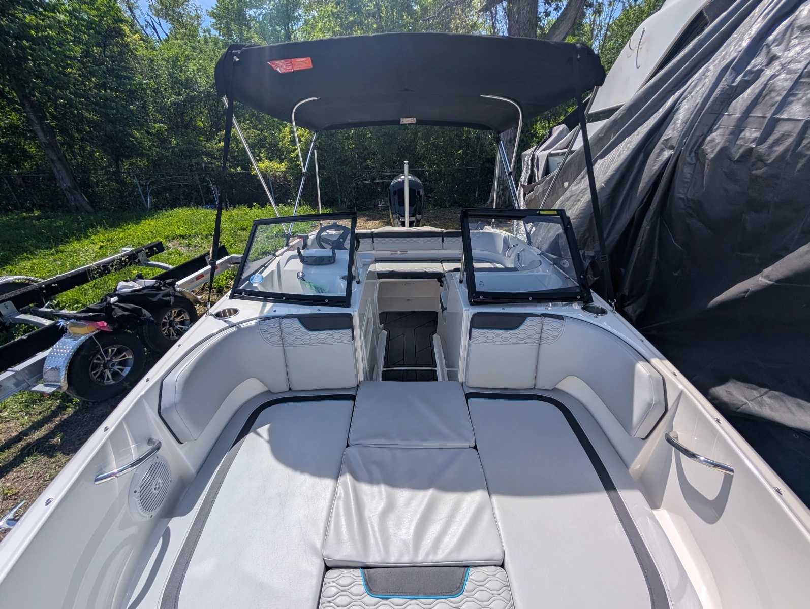 2023 Bayliner Element M17