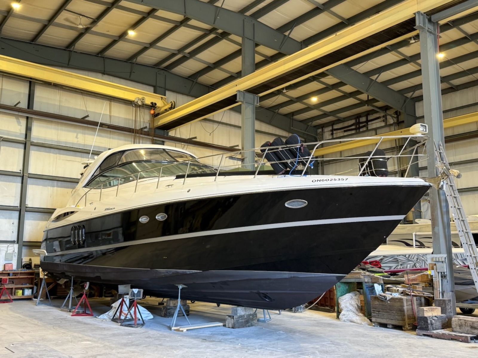 2007 Cruisers Yachts 520 Express 52