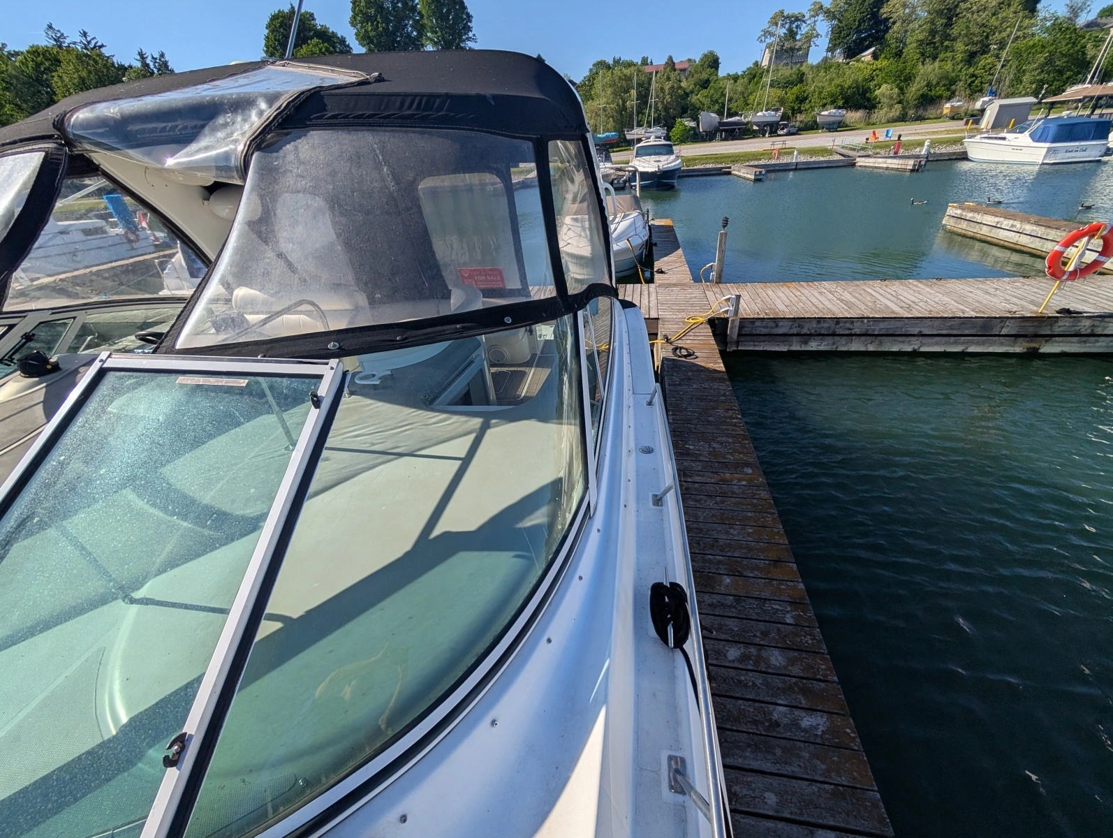 2002 Cruisers Yachts 3672 40