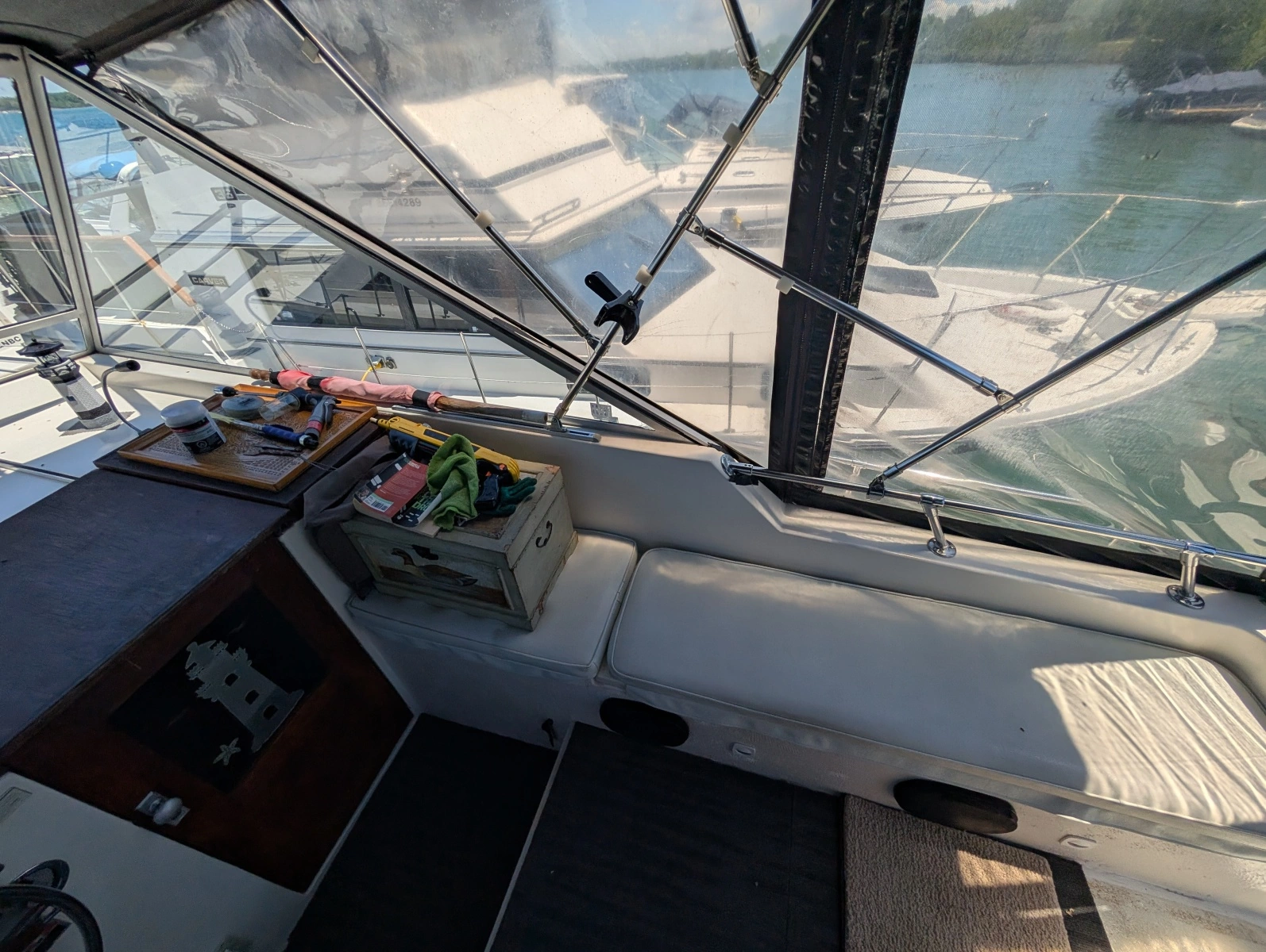 1977 Trojan 36 Tri-Cabin 36