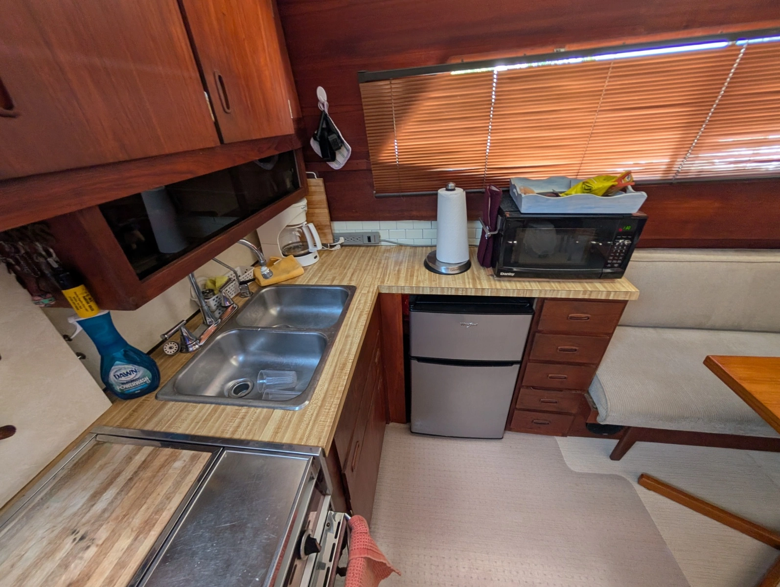 1977 Trojan 36 Tri-Cabin 36